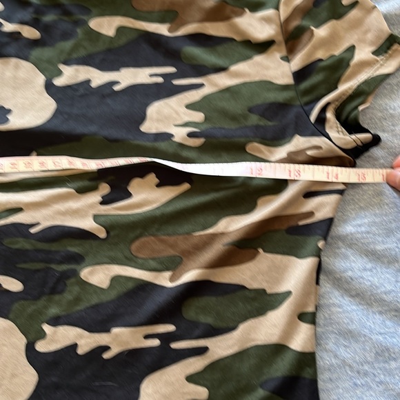 🌟 3/$15🌟 Rue21 Tee - Picture 5 of 6